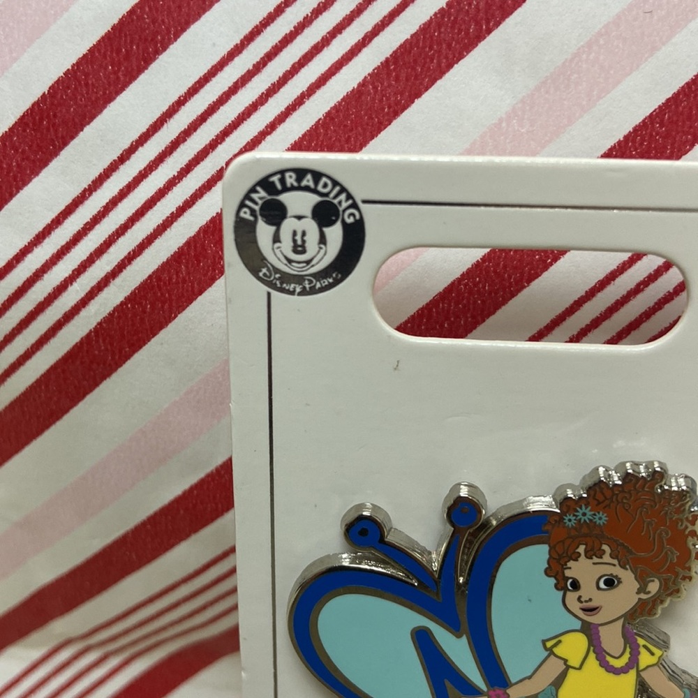 Disney Fancy Nancy Pin - Picture 4 of 6